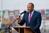 Belgicky minister obrany vylucuje amaterske posobenie za dronmi