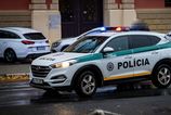 Policia obvinila rodicov babatka z tyrania blizkeho