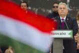 Fidesz oslabuje TISZA ma v Madarsku naskok o osem percent