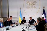 Lidri z 33 krajin sa stretli v Parizi pri planovani mierovych sil na Ukrajine