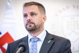Minister Sasko Zruseny tender sme pripraveni obhajit na sude