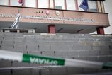 Poplach na Financnej sprave Z dovodu vyhraziek prezidentovi Kissovi a jeho rodine evakuovali budovu