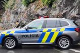 Čelná zrážka troch áut v Krušetnici si vyžiadala dvoch zranených, polícia vyšetruje príčiny. 3 Celna zrazka troch aut v Krusetnici si vyzadala dvoch zranenych policia vysetruje priciny