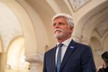 Novym sefom ceskej armady je general Miroslav Hlavac Prezident Pavel varuje pred tazkym obdobim modernizacie a vojem