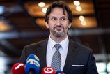 Opozičné KDH útočí na Kaliňáka kvôli prešovskej nemocnici. Hrozí mu odvolanie z funkcie ministra obrany. 2 opozycne kdh utoci na kalinaka kvoli presovskej nemocnici hrozi mu odvolanie z funkcie ministra obrany