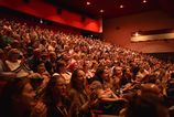 21 rocnik festivalu Cinematik zacne uz o dva mesiace Divakov cakaju najlepsie svetove filmy a vynimocna atmosfera Piestan