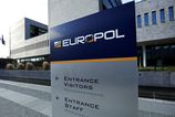 Europol odhalil online siete muzov podozrivych z omamovania a sexualneho zneuzivania partneriek