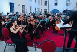 Tosca s hviezdami pod hviezdami Ked opera premenila horucu letnu noc na kuzelny pribeh