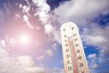 V piatok bude opat horuco SHMU vydal varovania vsetkych stupnov