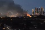 Poziar v recyklacnom zavode pri Rotterdame zablokoval dopravu a zasiahol tisice obyvatelov