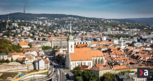Danko o predčasných voľbách, Ráž o komunálnych. SaS premietne nahrávky z poľovníckej chaty