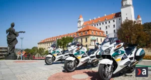 Dopravní policajti dostanú nové motorky za vyše tri milióny eur