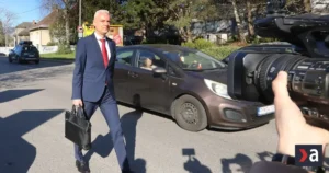 Ferenčák útočí na farmára Kuffu, jeho stavby preveruje ÚBOK