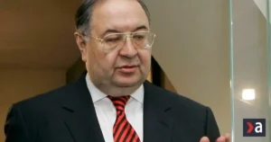 Francúzsko chce vyňať Usmanova zo sankcií EÚ pre zadržaných Francúzov v Azerbajdžane