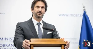 Kaliňák potvrdil spoluprácu s firmou českého zbrojára Strnada, konflikt záujmov odmieta