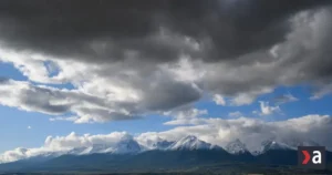 Na Slovensko sa vkráda jesenný chlad. Prízemný mráz pocítime už aj v nížinách