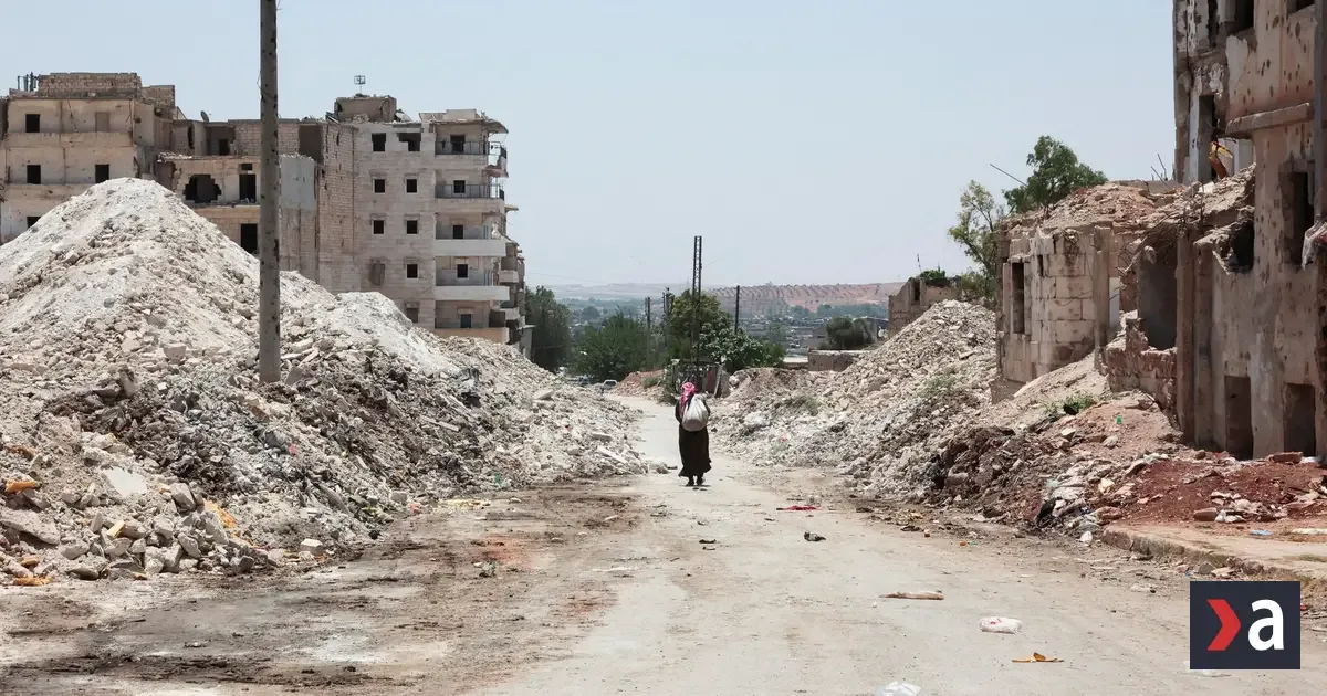 Na základni sýrskej armády v provincii Aleppo došlo k sérii výbuchov 2 Na základni sýrskej armády v provincii Aleppo došlo k sérii výbuchov
