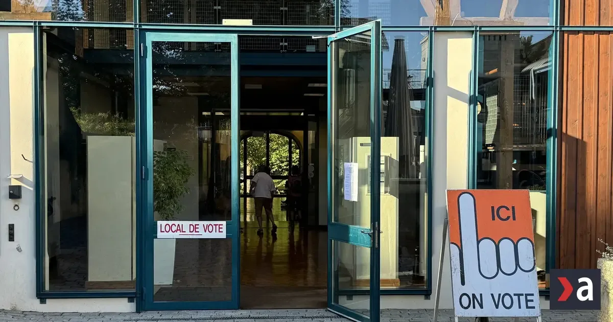 Neutralita zostáva flexibilná, naznačuje prognóza švajčiarskeho referenda