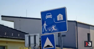 Nezaútočil, hoci nemusel. Vodiči stále nepoznajú pravidlá v obytných zónach