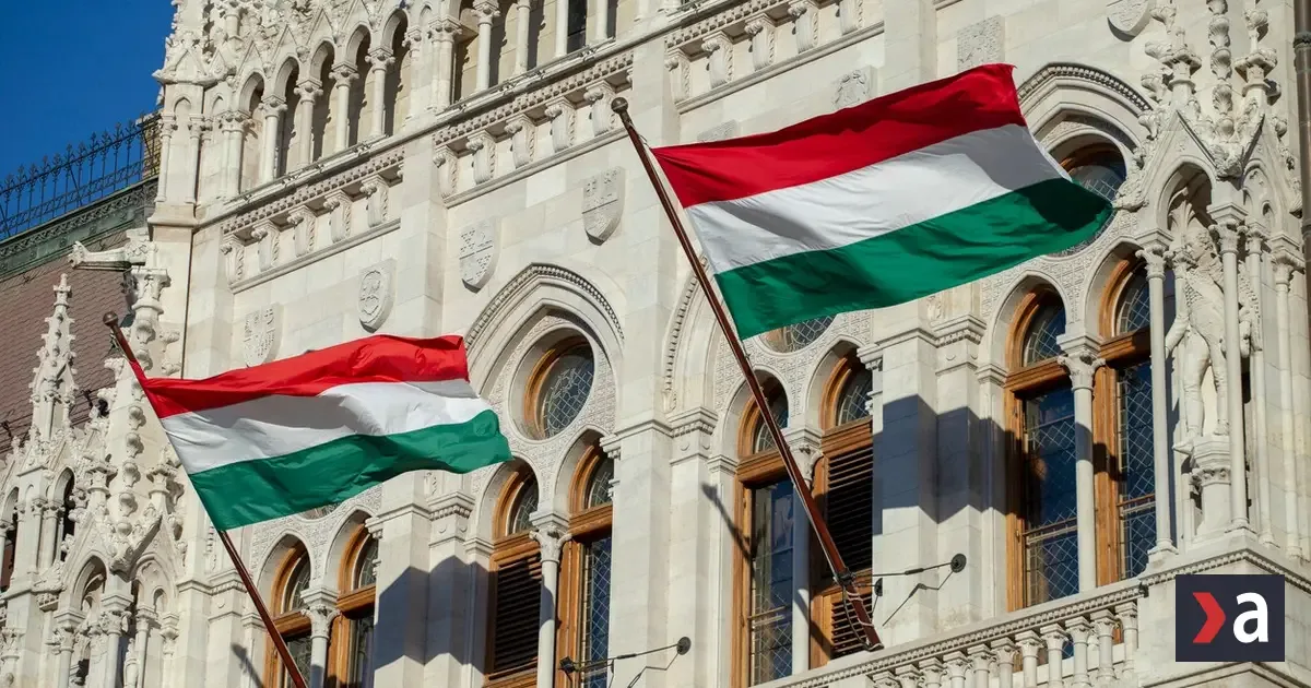 Orbánova éra v médiách sa môže meniť. Maďarský parlament zvolil nového šéfa Mediálnej rady