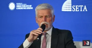 Pavel odpovedal Ficovi: Mier sa nedosahuje slovami, ale pripravenosťou brániť sa