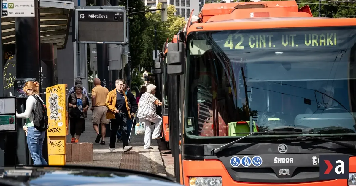 Polovičné cestovné v prímestských autobusoch a MHD v krajských mestách