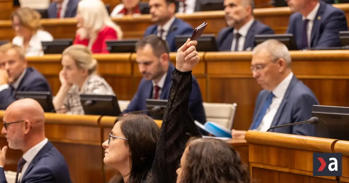Poslanci NR SR začali štvrtý deň rokovania, riešia zmeny v zákone o prevencii kriminality