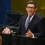 Premiér v OSN: Umelá inteligencia musí byť bezpečná a pod kontrolou štátov
