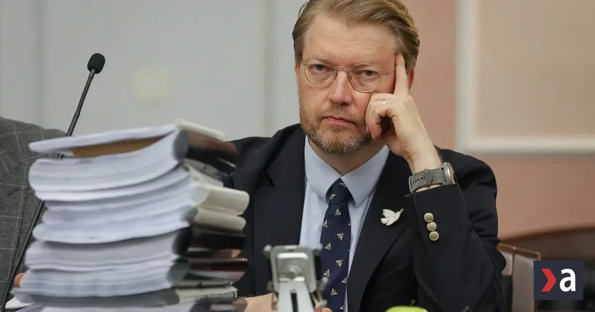 Rusko naďalej potláča opozičnú stranu Jabloko, súd odsúdil ďalšieho kandidáta