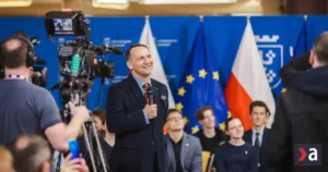 Sikorski a bieloruský minister rokovali o hraniciach a Rusku