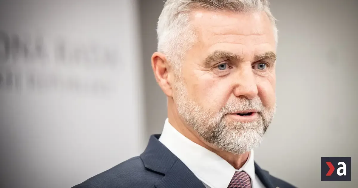 SNS údajne plánuje stiahnuť pozmeňujúci návrh k Občianskemu zákonníku 4 SNS údajne plánuje stiahnuť pozmeňujúci návrh k Občianskemu zákonníku