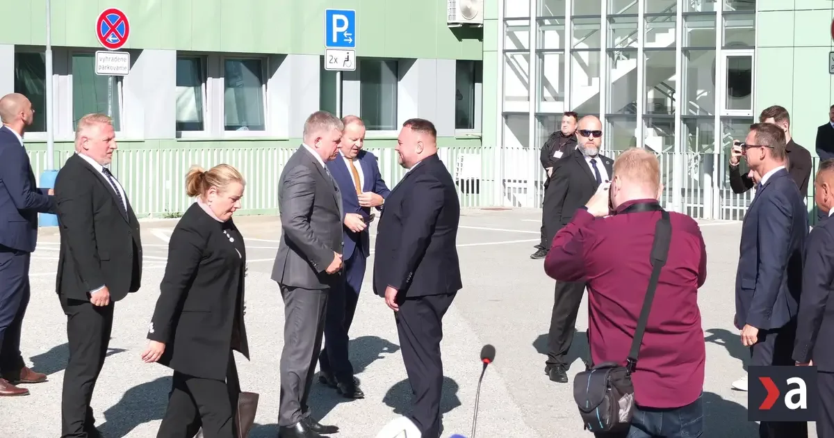 Tragédia v Staškove zatienila obnovu nemocnice. Premiér žiada autoritu učiteľov