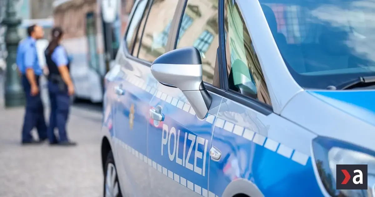 Trosky dronu objavili pri základni nemeckej armády. Polícia zisťuje pôvod 2 Trosky dronu objavili pri základni nemeckej armády. Polícia zisťuje pôvod