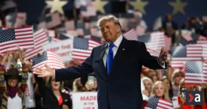 Trump znova zaútočil na novinárov, reportérov CNN označil za zradcov a bláznov