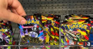 V Bratislave ukradli pokémonové kartičky za 812 eur