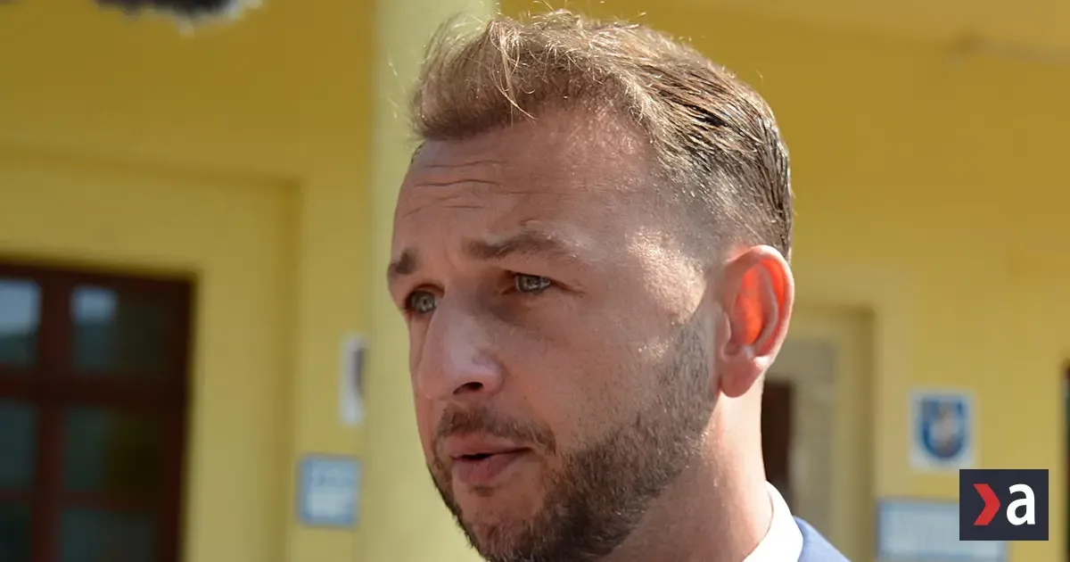 Vyhrážky bombami otriasli vrcholom štátu. Raši aj Šutaj Eštok hovoria o prekročení hranice 2 Vyhrážky bombami otriasli vrcholom štátu. Raši aj Šutaj Eštok hovoria o prekročení hranice
