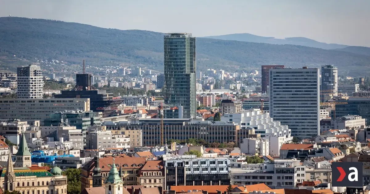 Agroministri V4 rokujú na Slovensku, NOÚ rozširuje starostlivosť o pacientky
