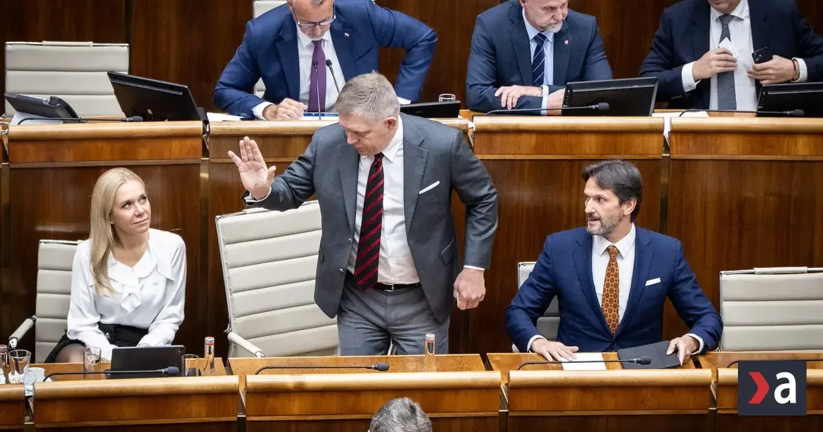 Fico útokom na Plavákovú maskoval vlastný strach