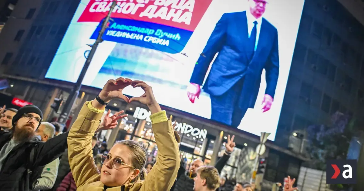 Ficov spojenec Vučić čelí masovým protestom študentov 2 Ficov spojenec Vučić čelí masovým protestom študentov