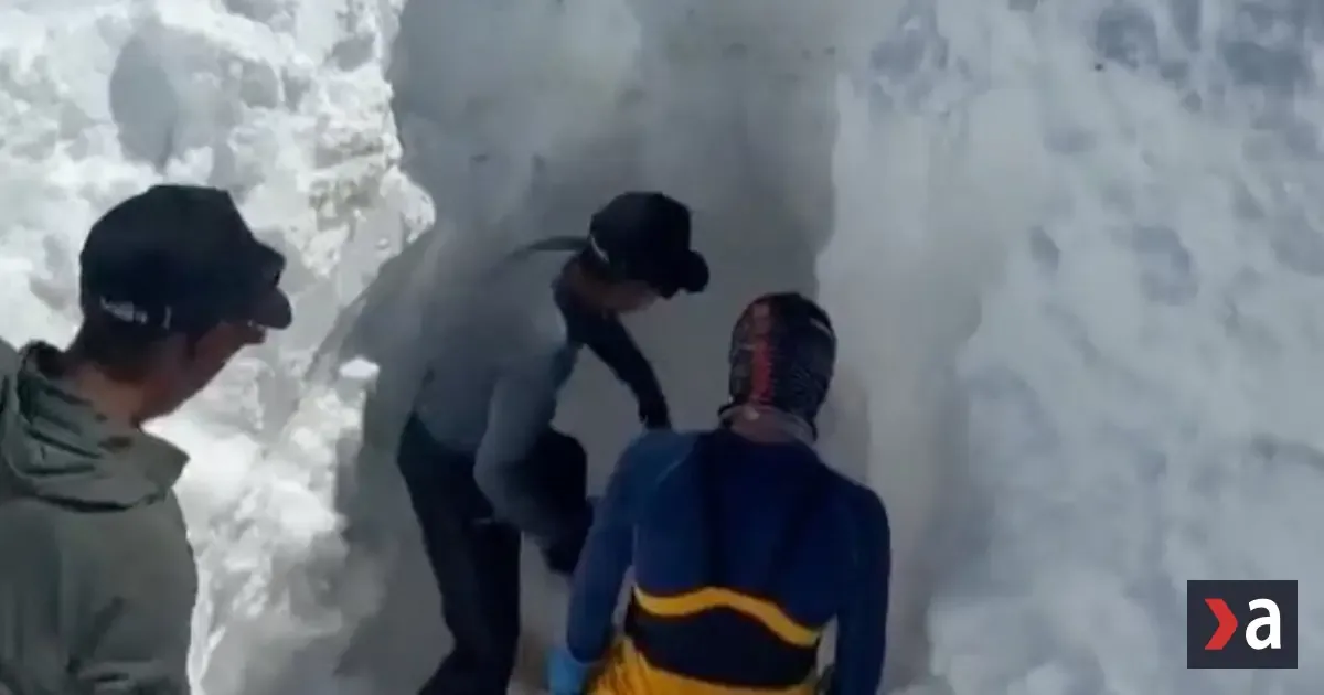 Lavína pod Himlung Himal si vyžiadala 15 obetí, pátranie prerušené