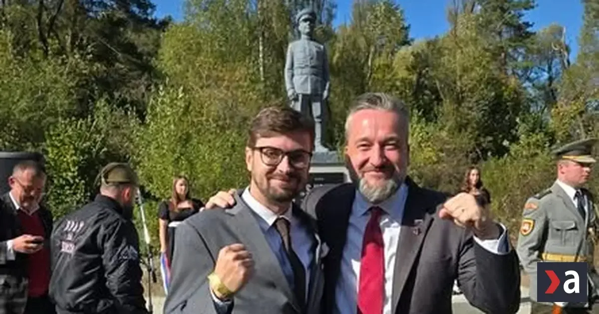 Maďari si pripomínajú 70 rokov od krvavej revolúcie, u nás uctili jej potláčateľa 2 Maďari si pripomínajú 70 rokov od krvavej revolúcie, u nás uctili jej potláčateľa