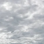 Nočný mráz v dolinách, na severe sneženie