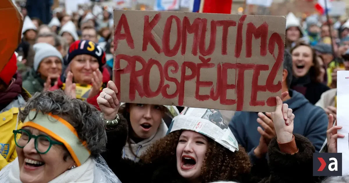 Nočný útok na novinárov. Česko kráča po slovenskej ceste