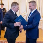 Pellegrini dostal od Fica na výber: buď poprie ústavu, alebo seba