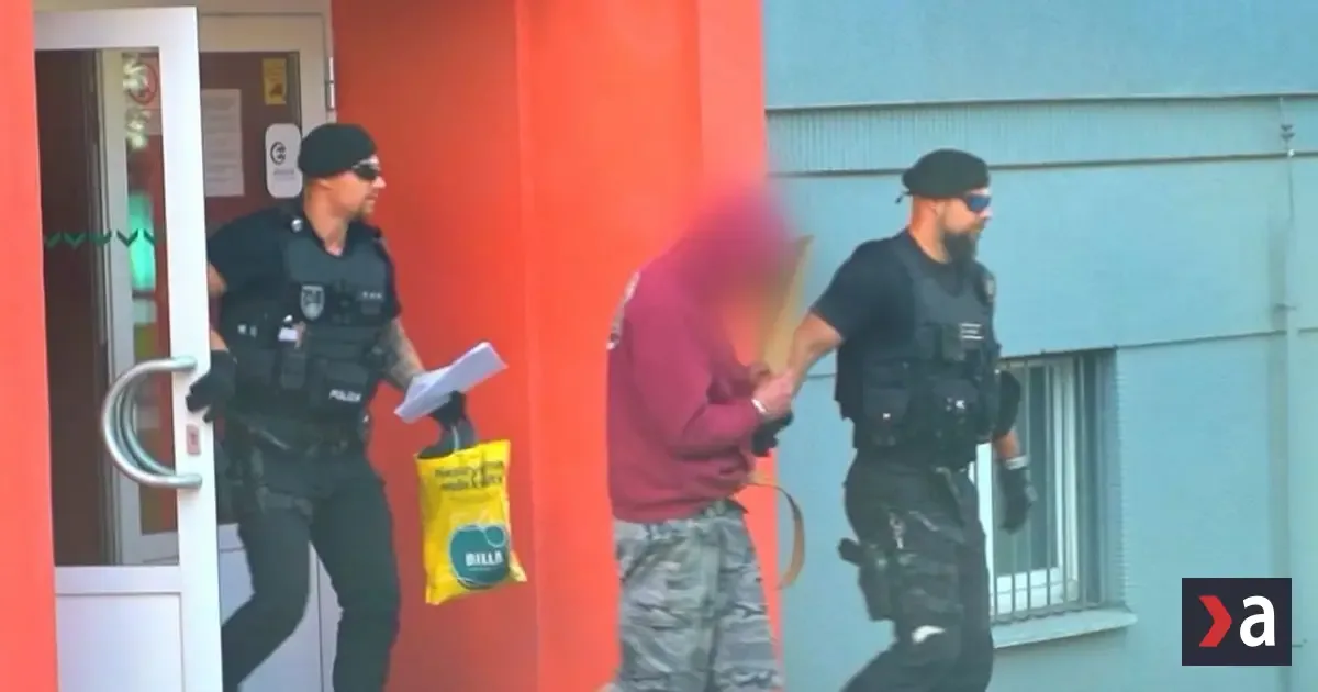 Polícia v Turzovke obvinila 33-ročného muža z drogového priestupku, hrozí mu väzba