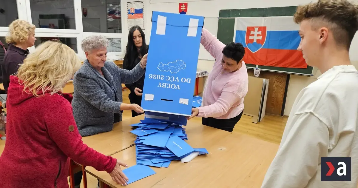 Premiér: Z volieb sa nedajú robiť politické závery. Prezident poďakoval za účasť