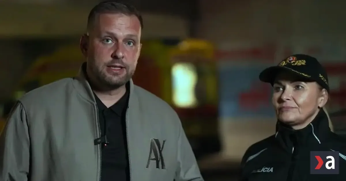 Prepadovka o 21:47 a mikrofóny: Šaško s policajnou prezidentkou boli v noci na urgentnom 2 Prepadovka o 21:47 a mikrofóny: Šaško s policajnou prezidentkou boli v noci na urgentnom