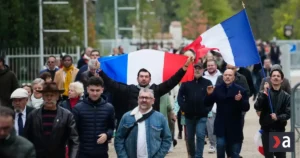 Protesty v Albánsku, Španielsku a Taliansku: rastúca nespokojnosť s vládami