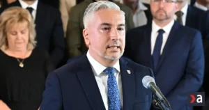 Rastislav Trnka tesne porazil kandidáta veľkej opozície a udržal si župu