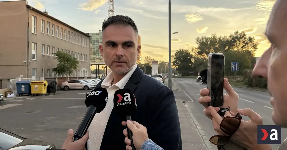 Rezort vnútra tlačí na úrad, aby Svítkovi vyhovel bez funkcie a platu